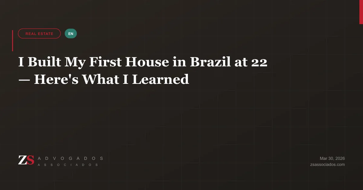 Small house under construction in a Brazilian neighborhood with exposed brick walls